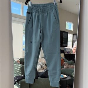 Under Armour Women Blue Jogger Pants - Size XS - Brand New